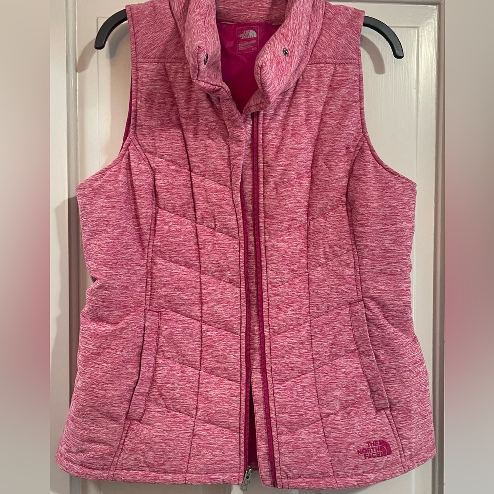 North Face Vest Womens Medium Pink Puffer Nuptuse Goose Down Fill Insulated - Picture 2 of 14